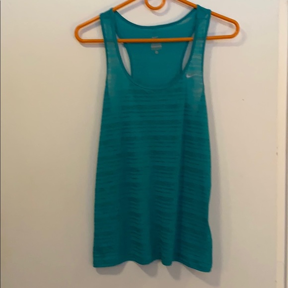 Nike tank - Picture 1 of 2